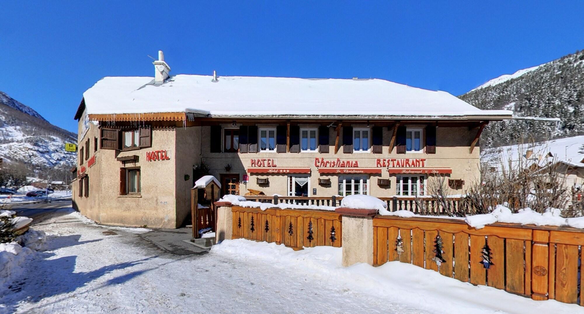 Le Christiania Hotel & Spa La Salle-les-Alpes Exterior foto