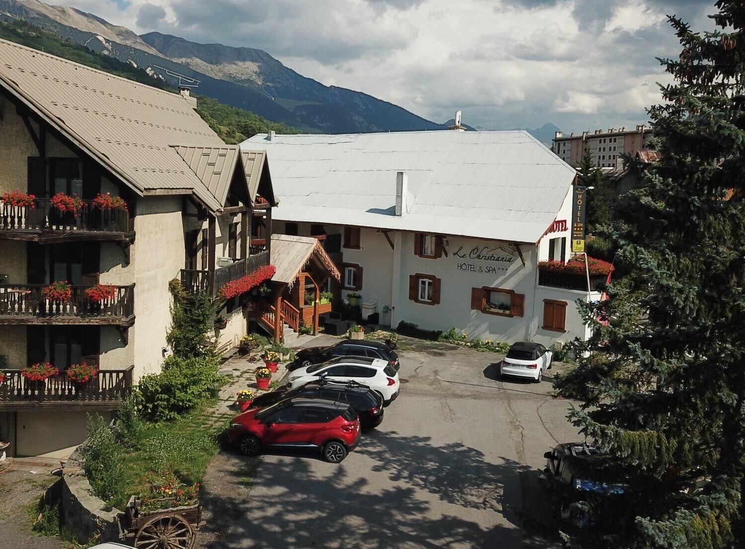 Le Christiania Hotel & Spa La Salle-les-Alpes Exterior foto